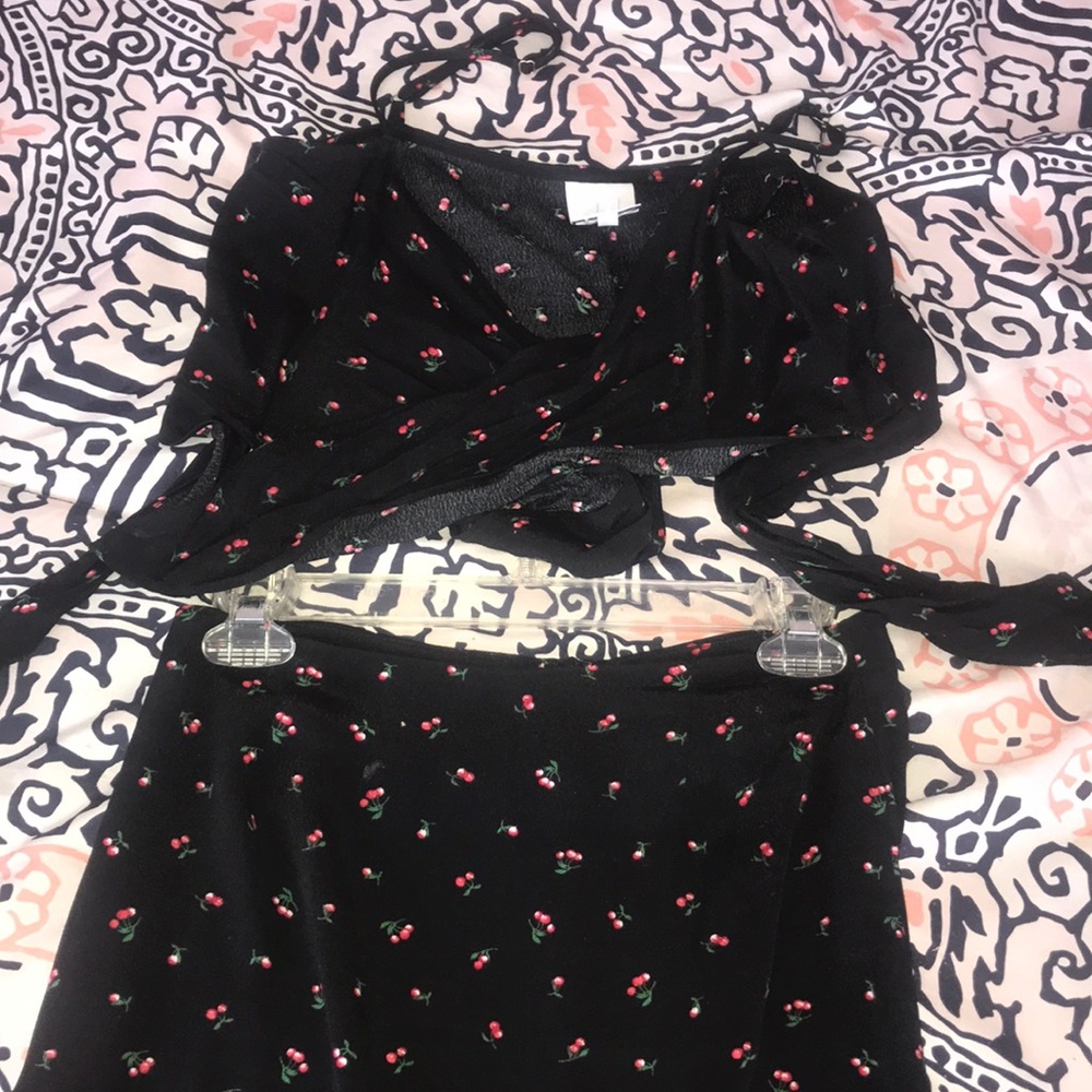 Two piece set